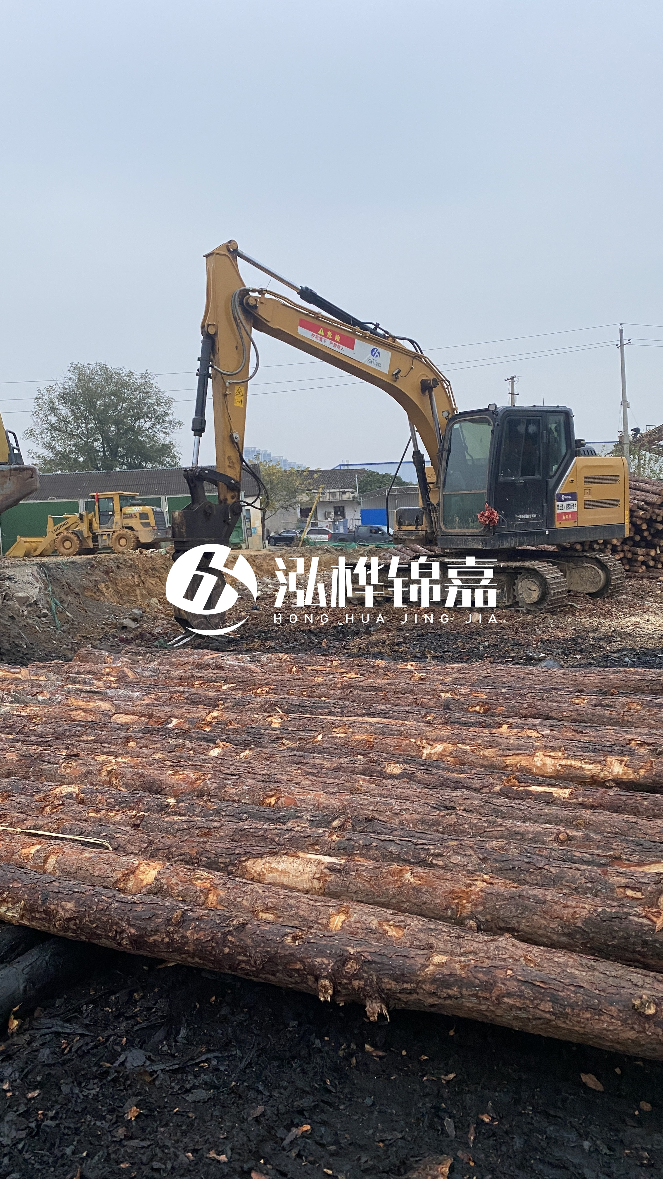 南京松木樁批發(fā)源頭廠家-松木樁打樁多少錢一米？