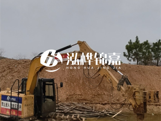 4 米防汛木樁多少根可以送貨上門？3 米松木樁 11-13 公分價(jià)格是多少？