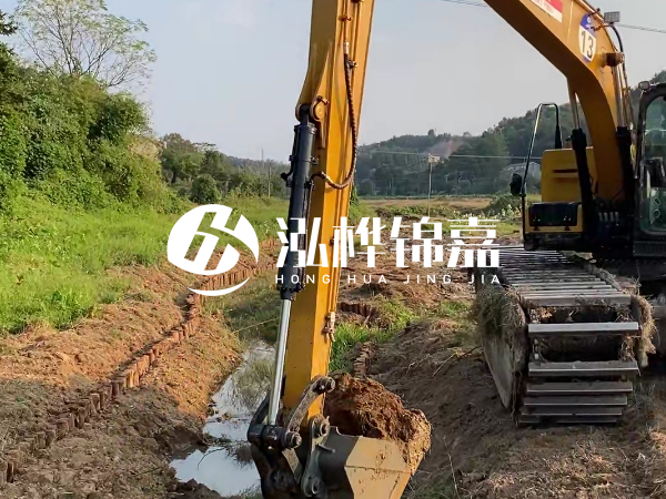 陜西松木樁廠家泓樺錦嘉-松木樁尾徑測量從哪個(gè)位置開始算？