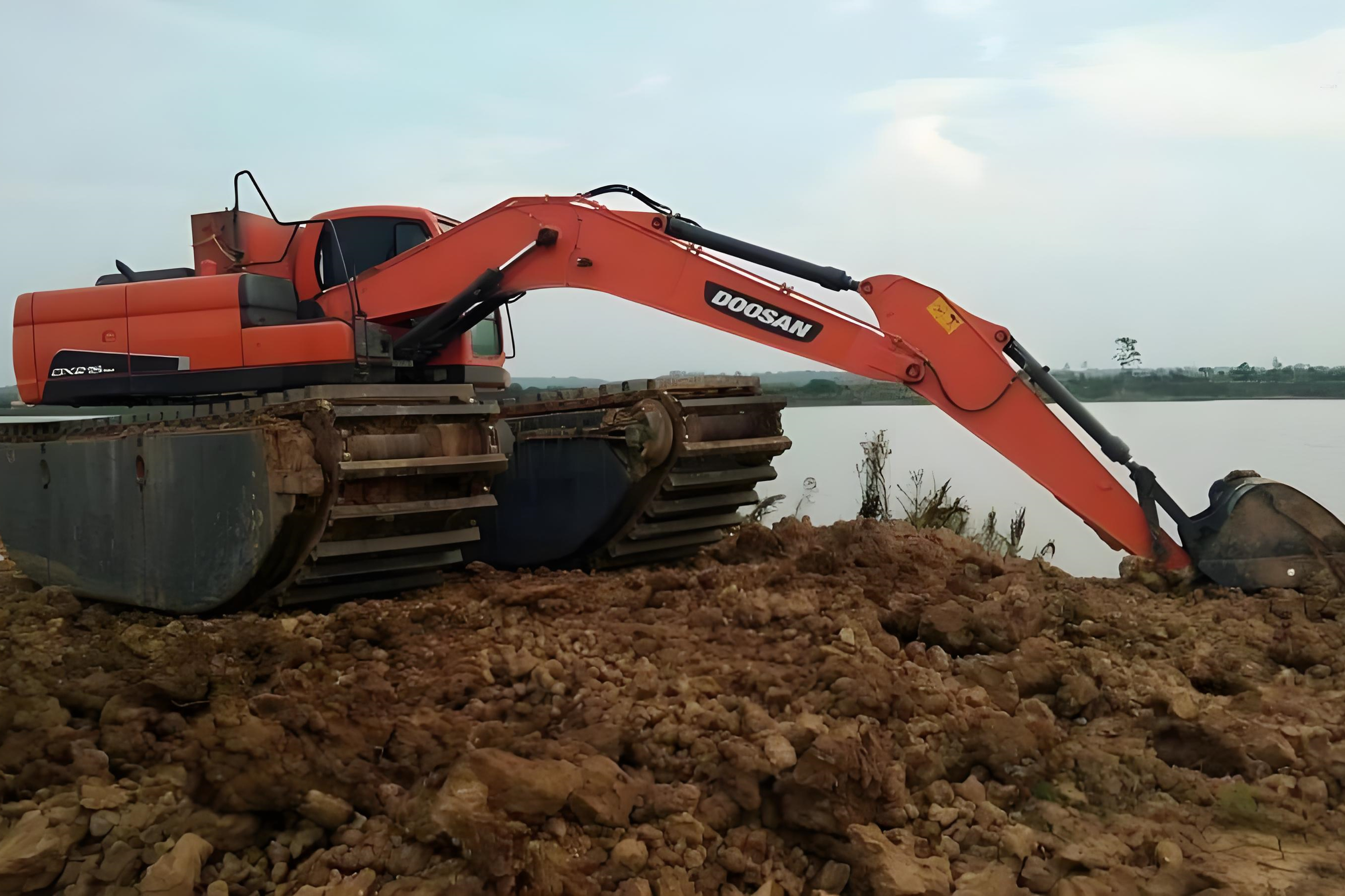 武漢水挖清淤團隊泓樺錦嘉-水庫清淤一立方米的價格是多少？?