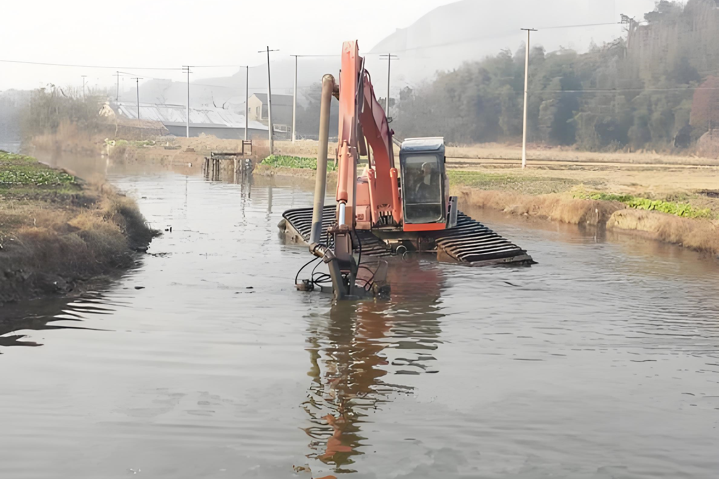 貴州遵義挖機清淤施工隊-鄉(xiāng)村溝渠清淤后如何防止再次淤積？
