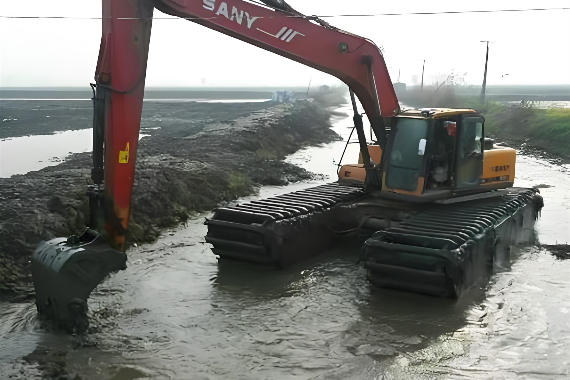 湖南益陽(yáng)挖機(jī)清淤施工隊(duì) - 挖機(jī)加長(zhǎng)臂清淤的施工效率怎么樣？