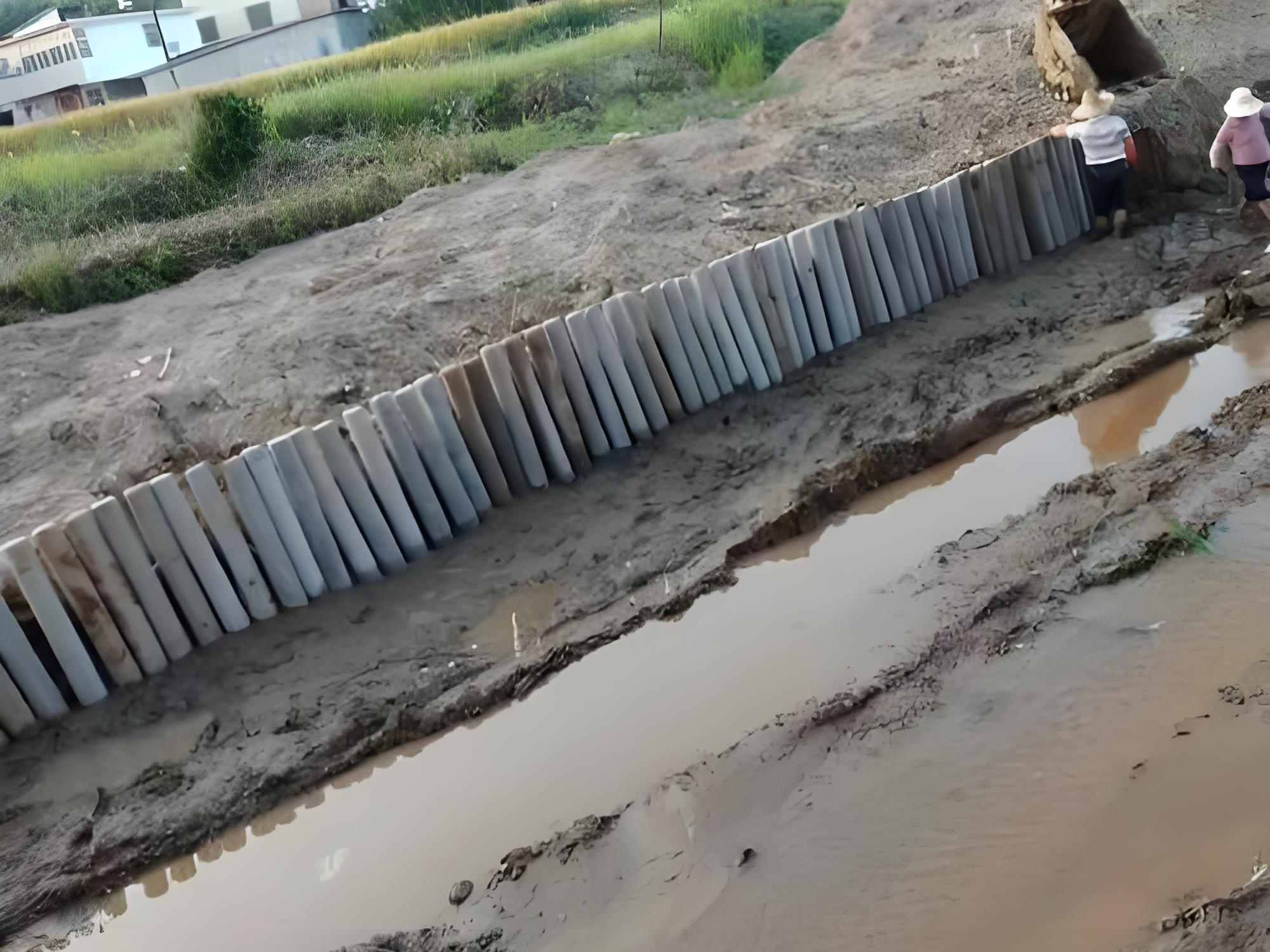 水泥仿木樁施工隊(duì)泓樺錦嘉 - 水泥仿木樁的施工費(fèi)用怎么計(jì)算？