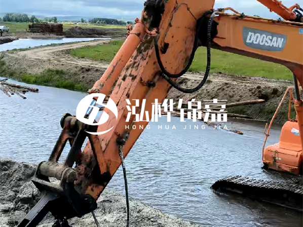 松木樁施工隊(duì)泓樺錦嘉 - 松木樁直徑指哪個部位？